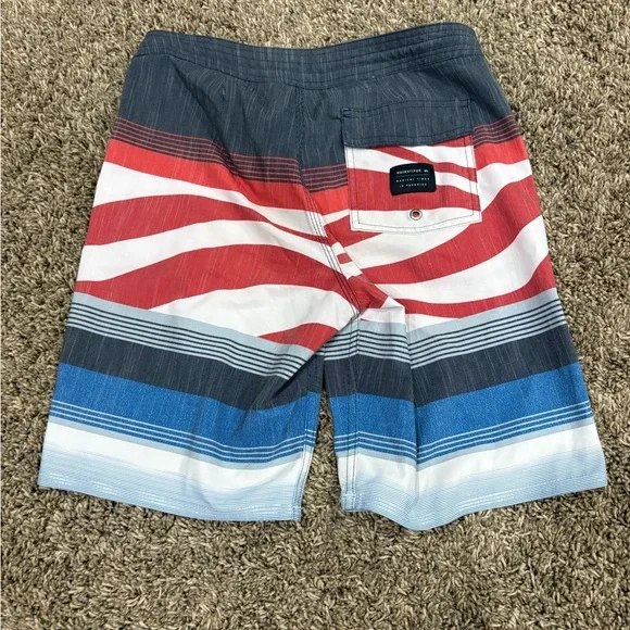 Set of four men’s 28 Board Shorts/swim trunks - Picture 12 of 12
